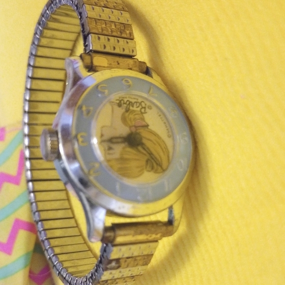 Vintage Swiss Made Barbie Ponytail Watch - Picture 10 of 11